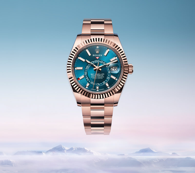 Nuevo Rolex Sky-Dweller en oro everose con esfera azul-verde